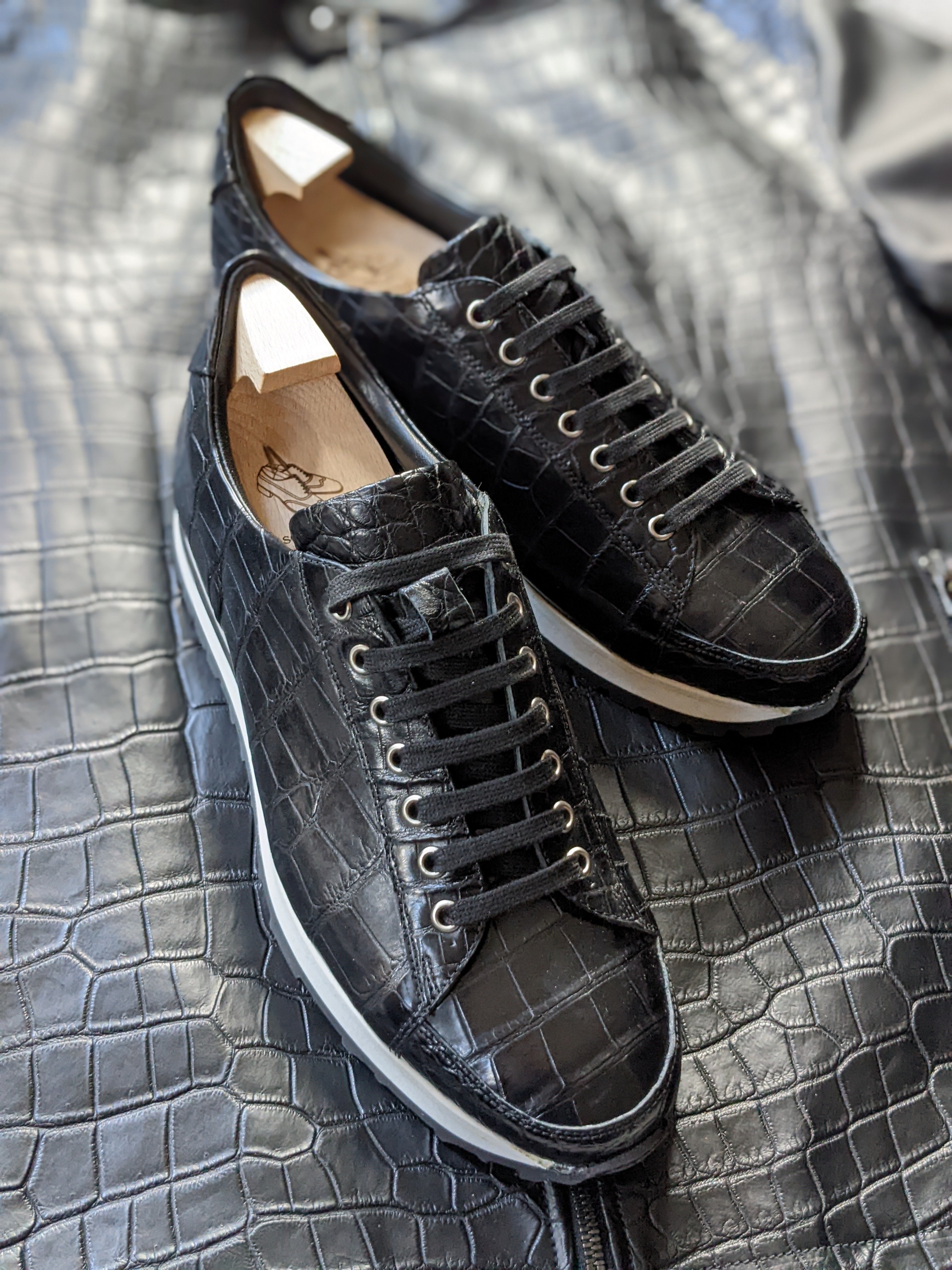 Ascot Neki Black Crocodile – Ascot Shoes