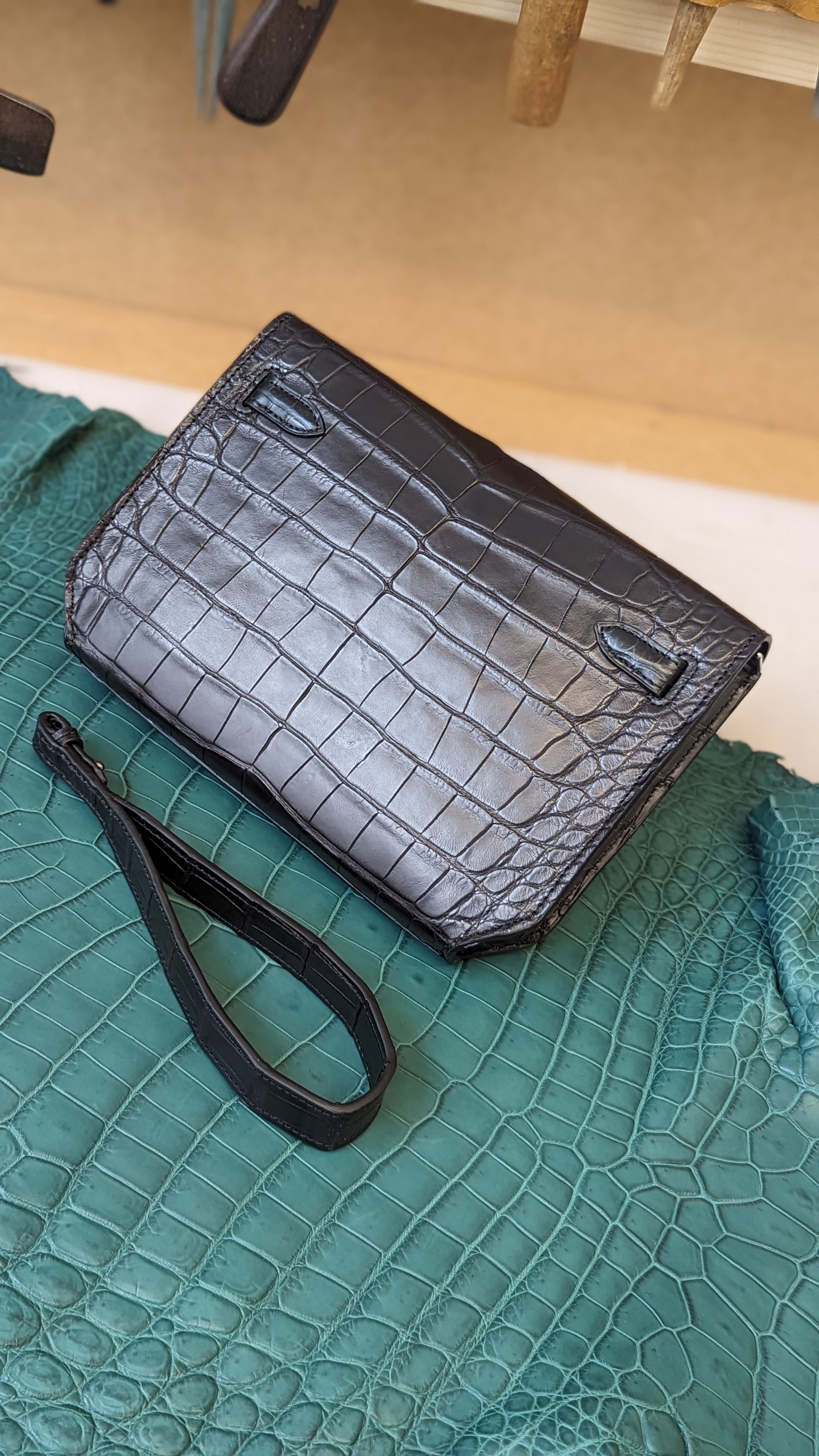 Clutch Bag - Black Crocodile 25 cm - Ascot Shoes