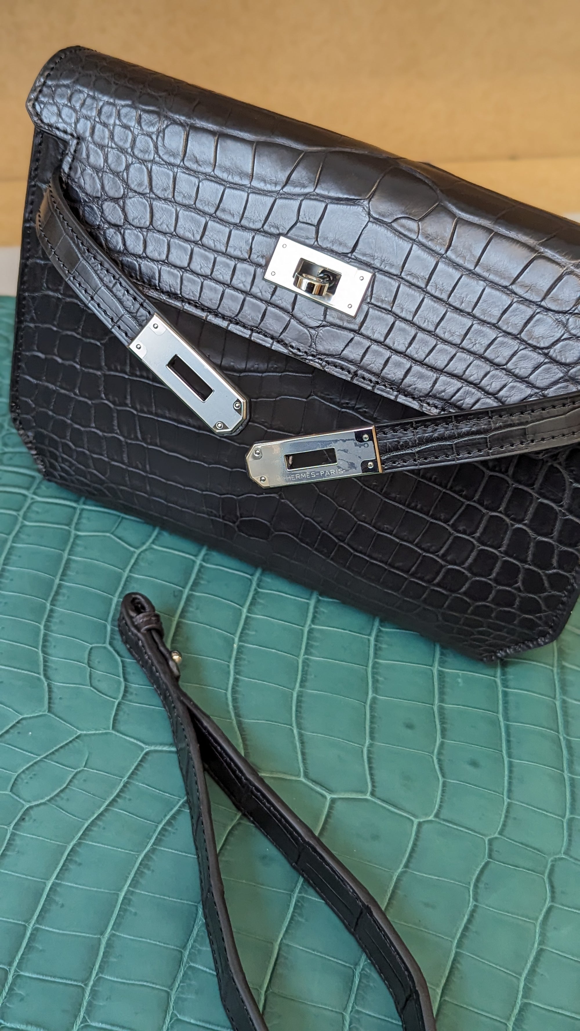 Clutch Bag - Black Crocodile 25 cm - Ascot Shoes