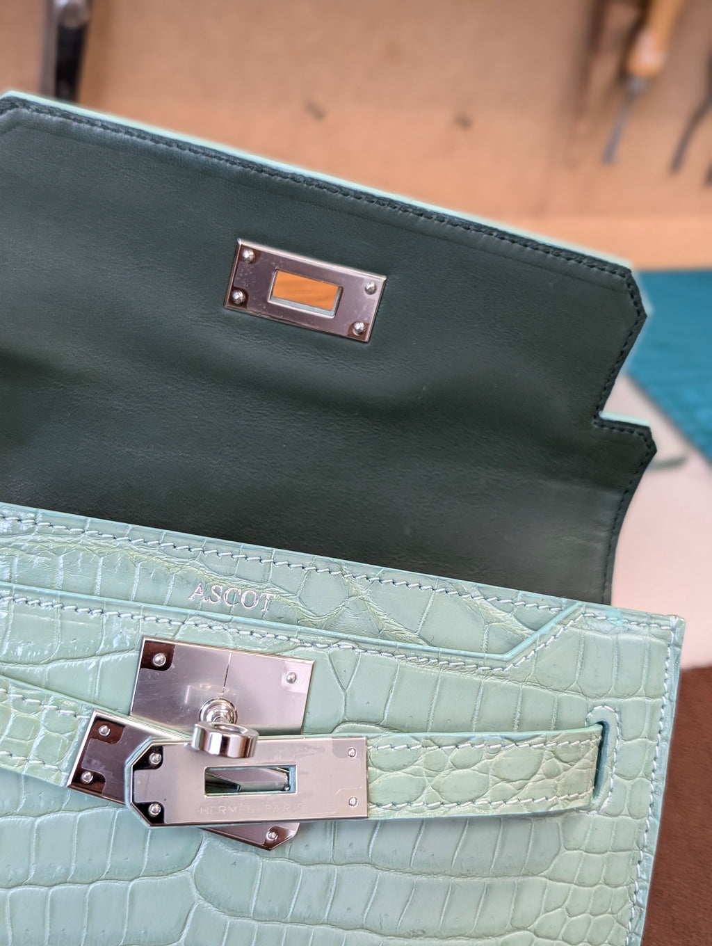 Clutch Bag - Apple Green Crocodile 20 cm - Ascot Shoes