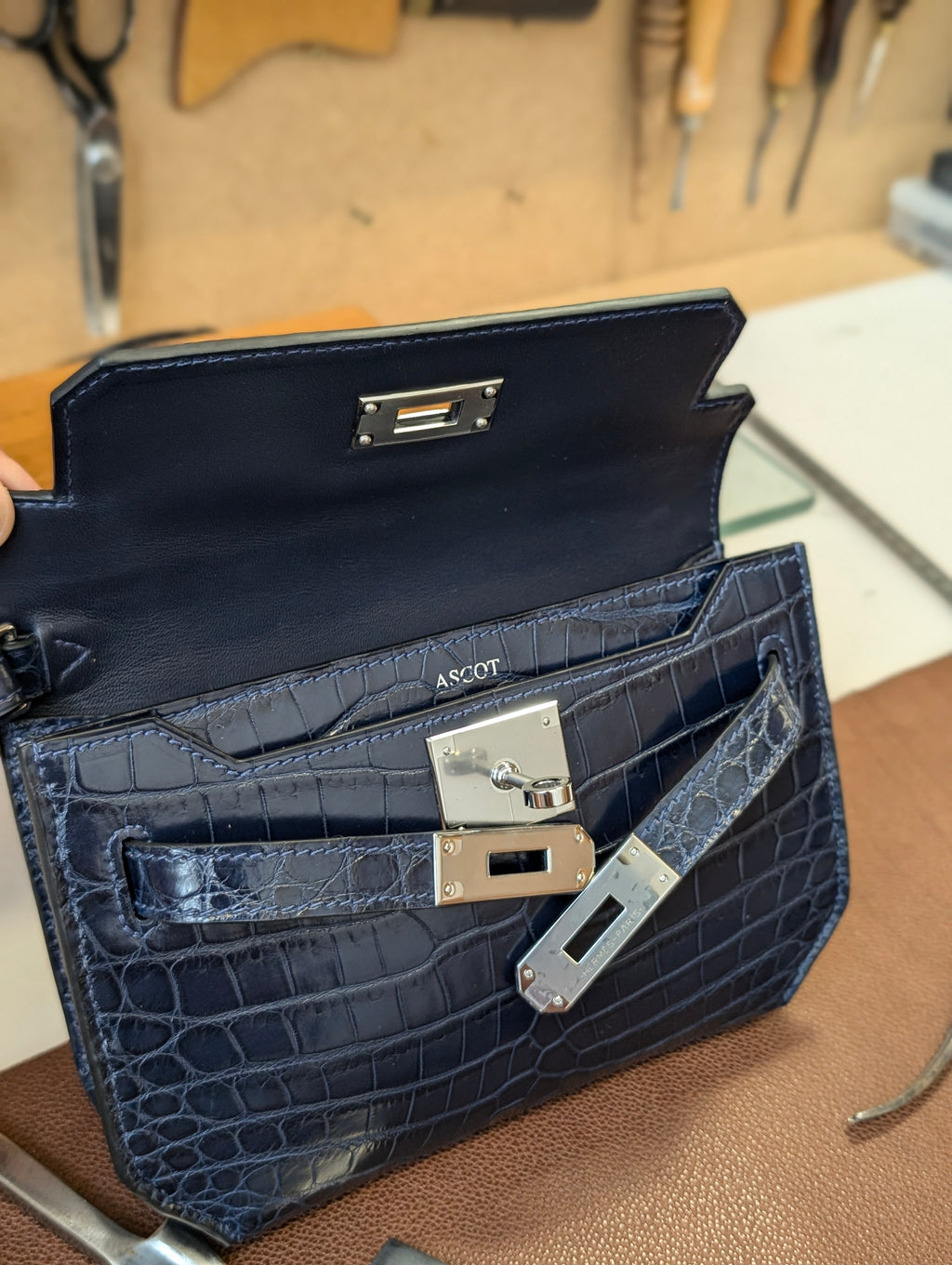 Clutch Bag - Navy Crocodile 20 cm - Ascot Shoes