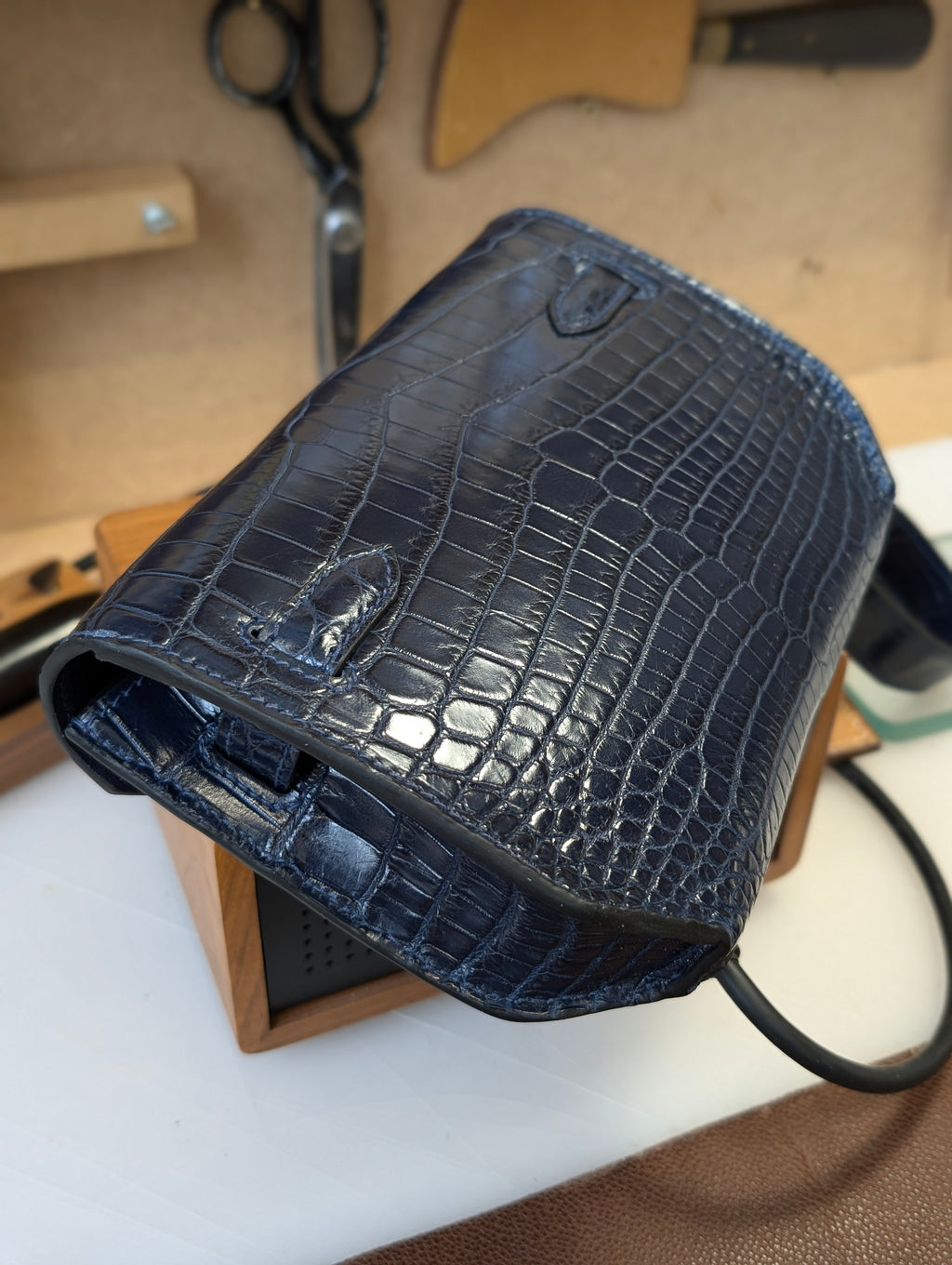 Clutch Bag - Navy Crocodile 20 cm - Ascot Shoes