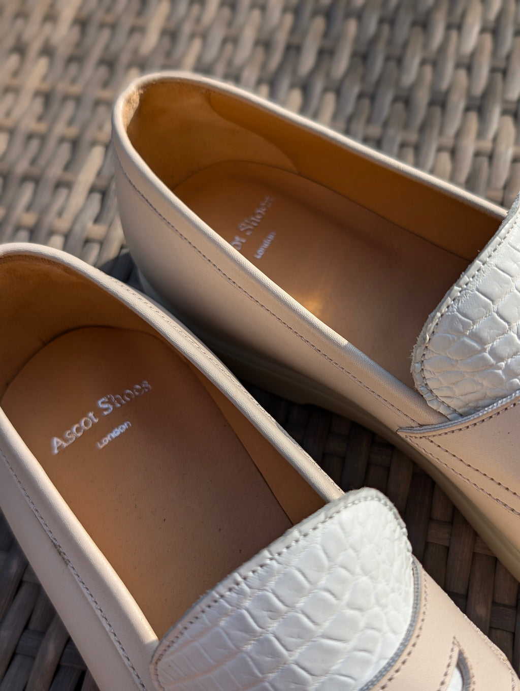 Ascot Sunseeker - White Crocodile & Crust leather, UK 9 - Ascot Shoes
