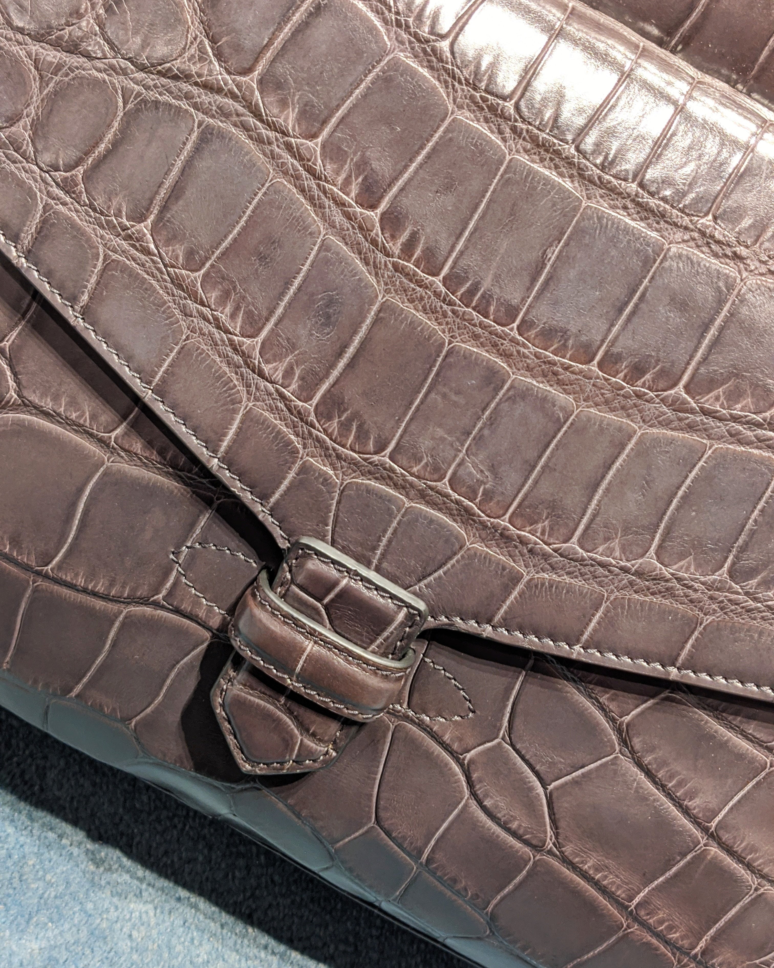 Bespoke Overnight Alligator Bag - Ascot Shoes
