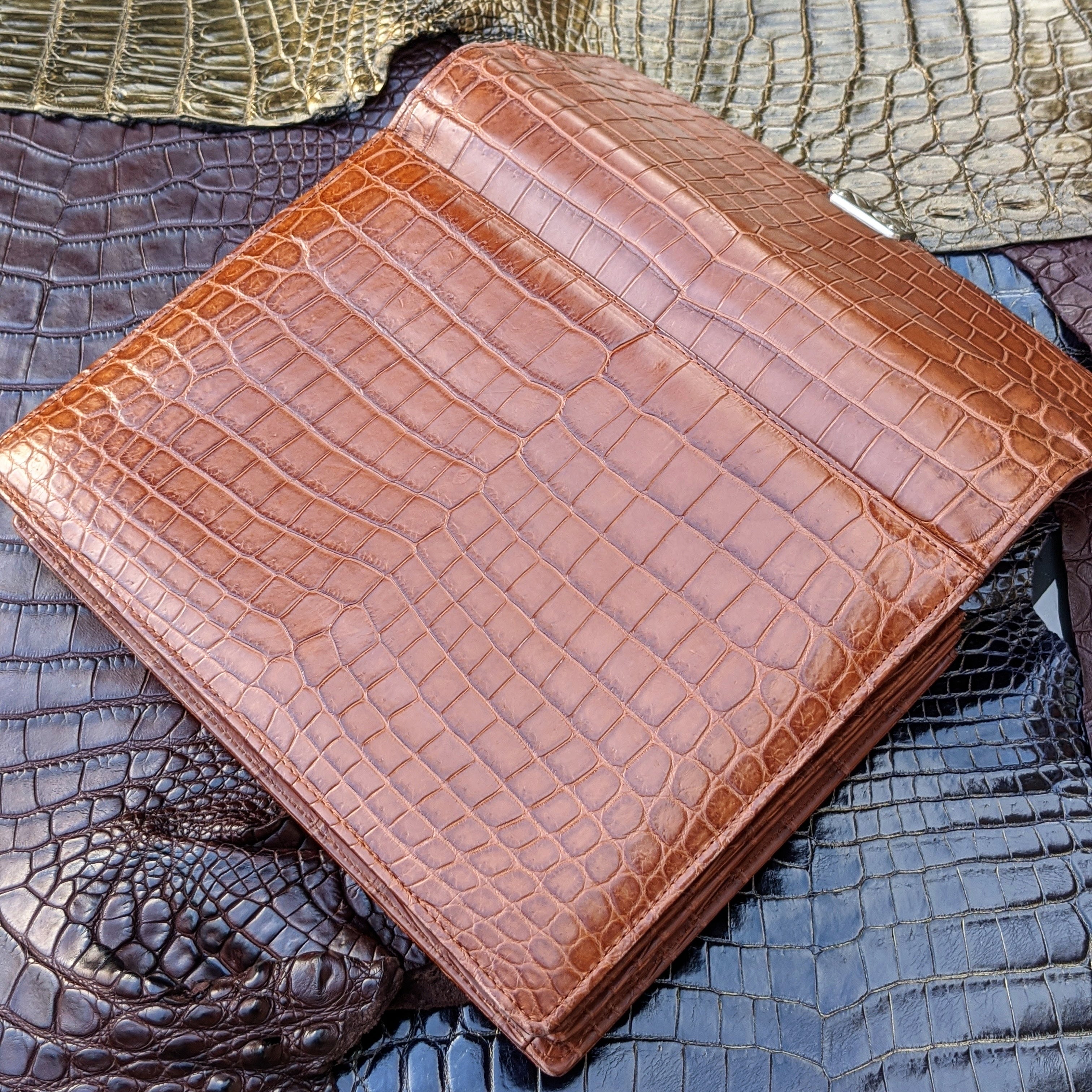 Pouch Bag - Cognac Alligator - Ascot Shoes