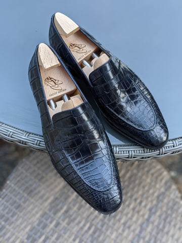 Ascot Wholecut Loafer - Black Piano Alligator