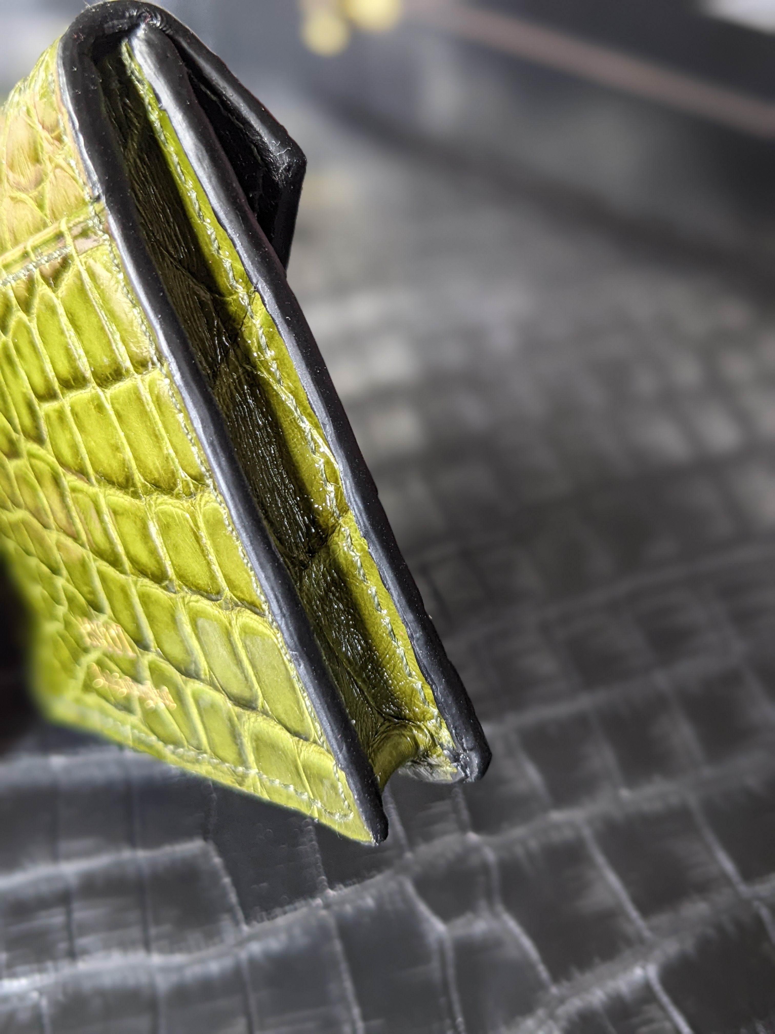 Folding Wallet - Olive Green Crocodile - Ascot Shoes