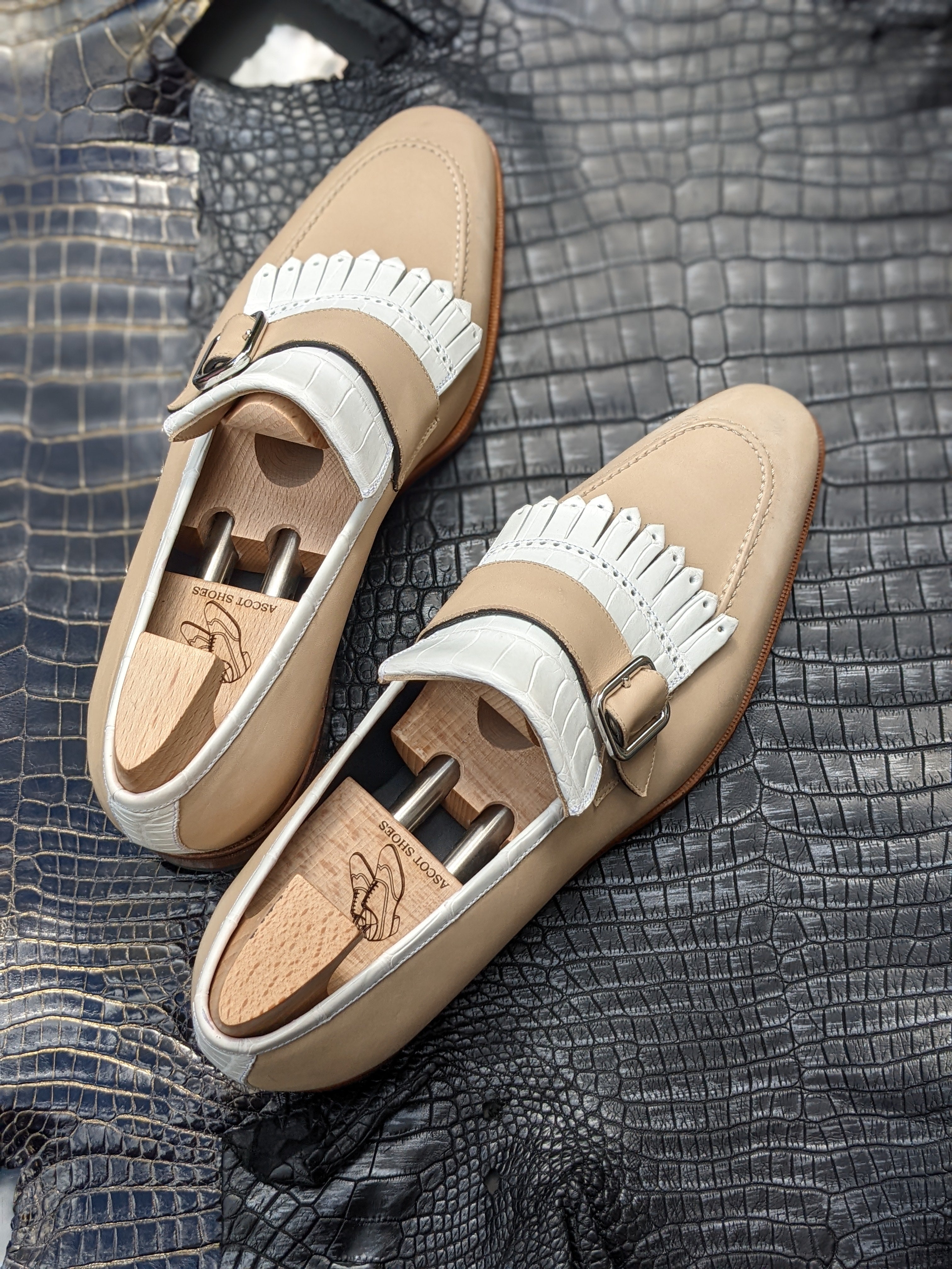 Ascot Golf - Cream calf & White Crocodile - Ascot Shoes