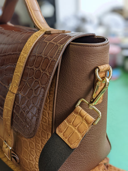 Bespoke Himalaya Crocodile Pouch Bag – Ascot Shoes